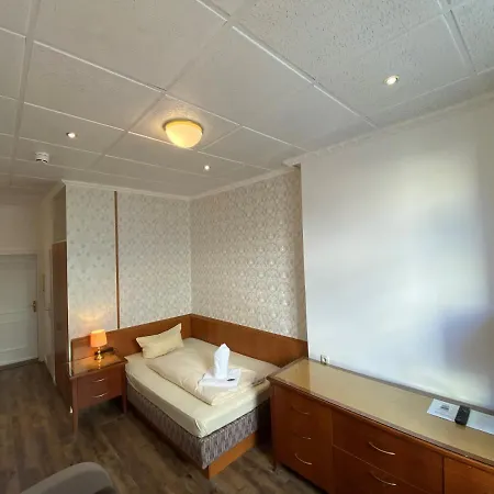 Kaiserhof Hotel 3*