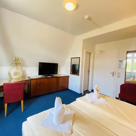 מלון Kaiserhof 3*