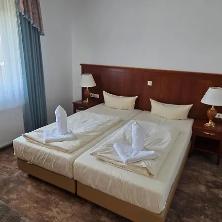 Kaiserhof 3* ליבק