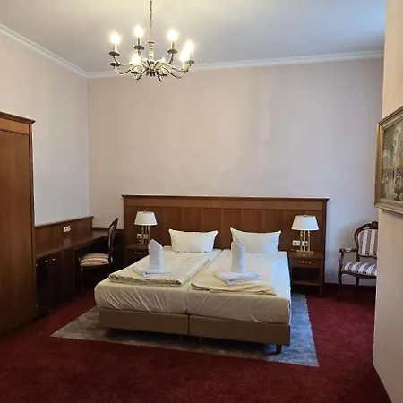 Kaiserhof 3*