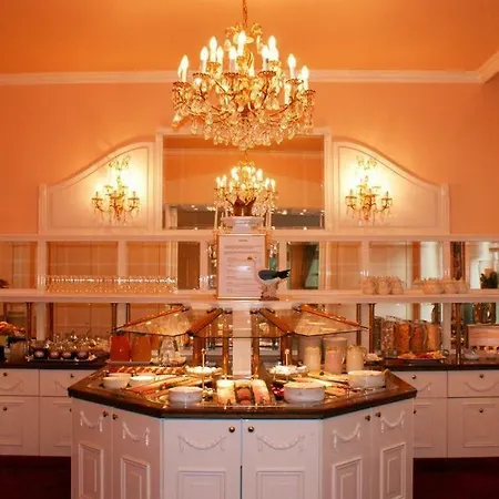 Hotel Kaiserhof Lubeck