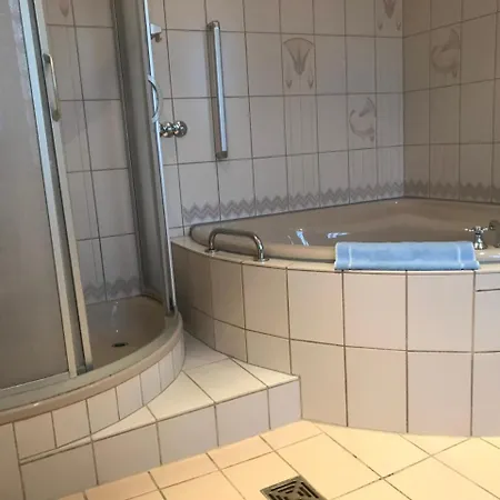 Отель Kaiserhof 3*